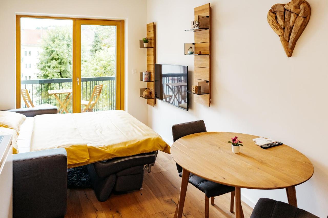 Woody - Comfy Apartment In Siska Ljubljana Luaran gambar